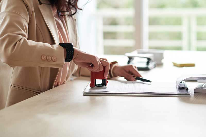 lograr autorización de empleo en usa